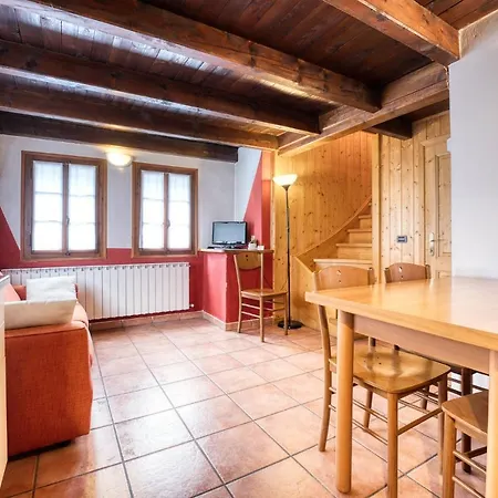 Incanto Walser Apartments Ronco 公寓